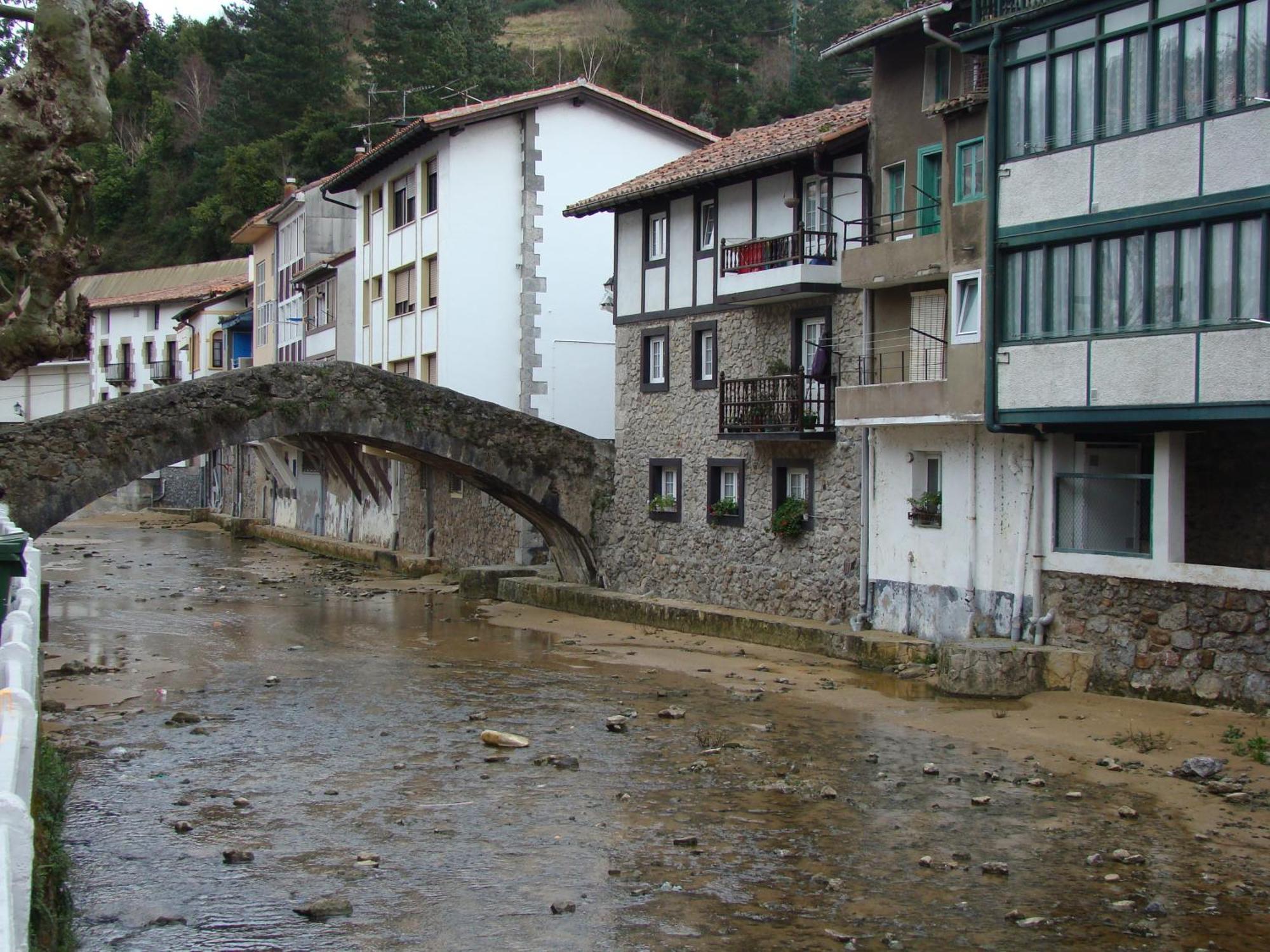 Bekale Hotel Ea Exterior foto